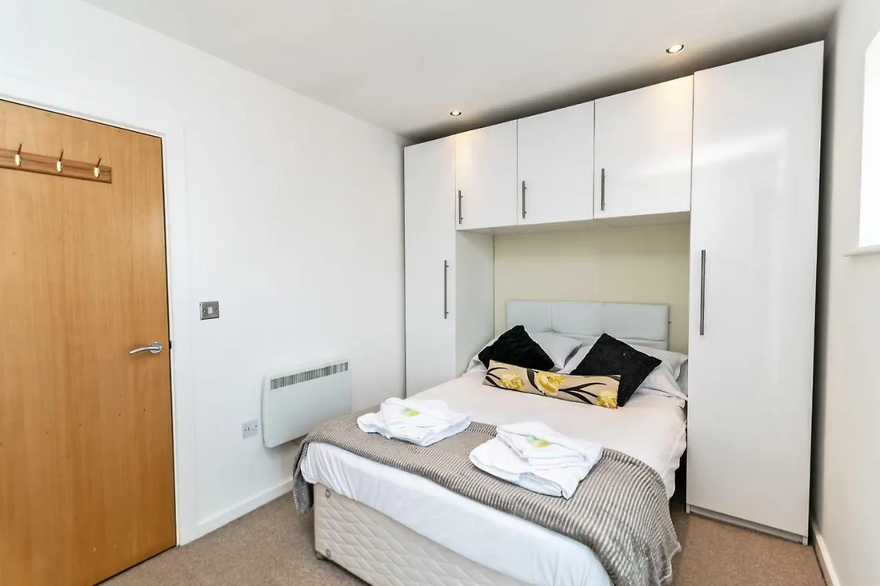 Racecourse Serviced Apartments Chester 0*,