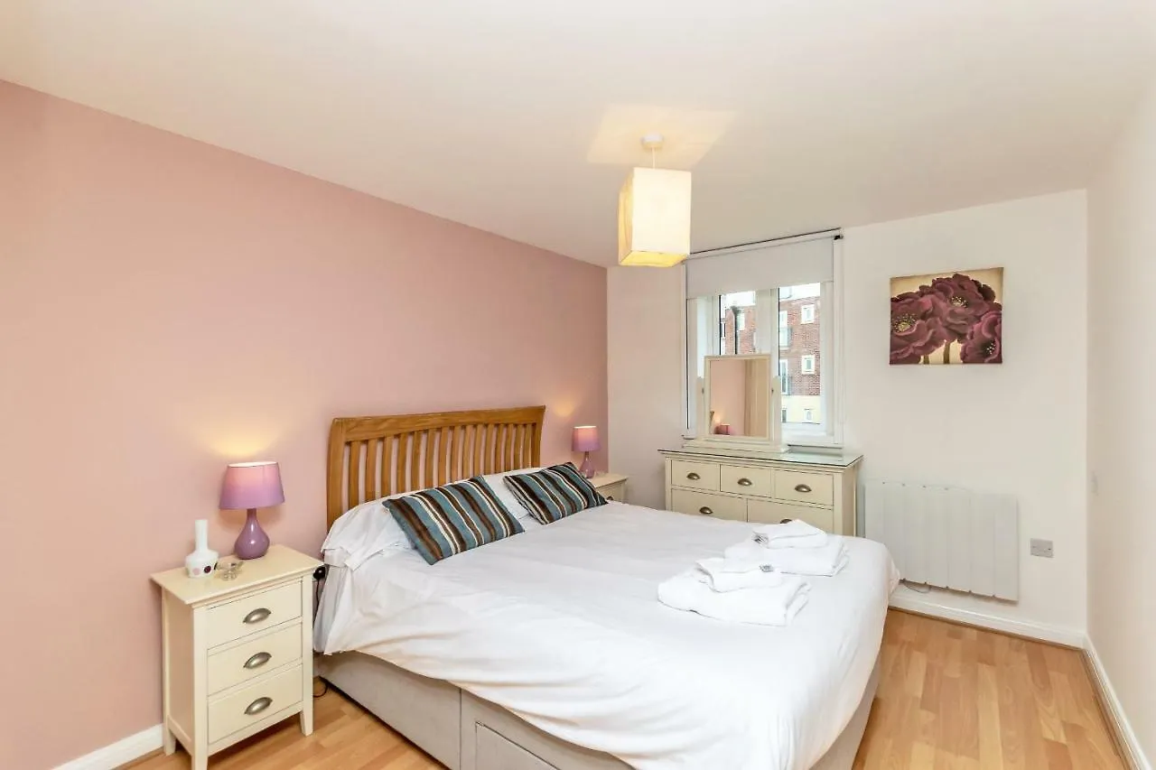 Racecourse Serviced Apartments Chester