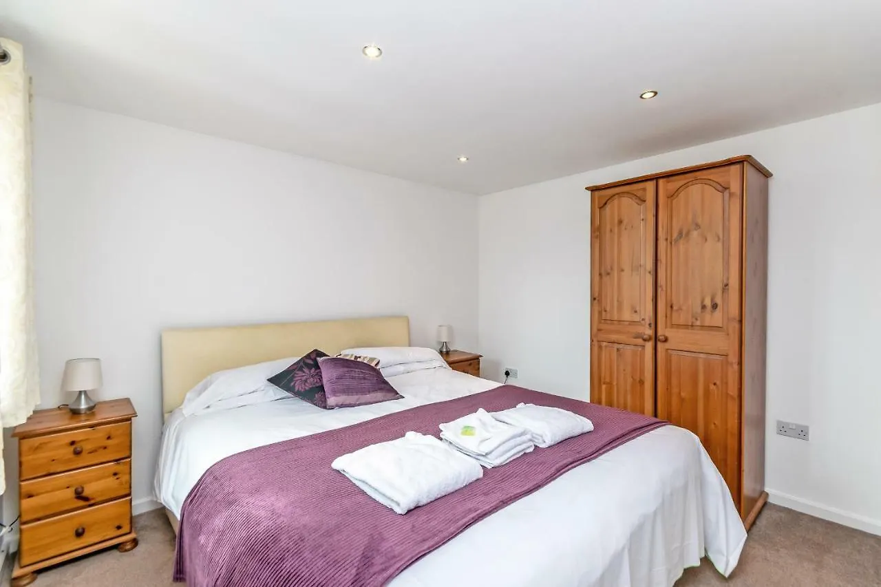 Racecourse Serviced Apartments Chester